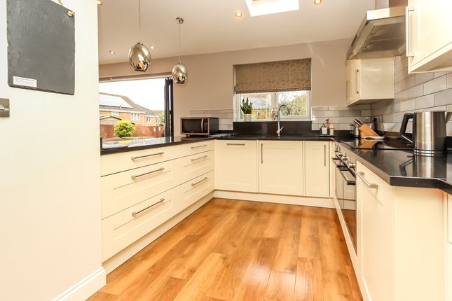 1, Pershore Close, Wellingborough photo 3