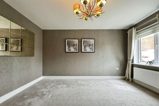 1, Holmes Row, Newcastle Upon Tyne photo 3