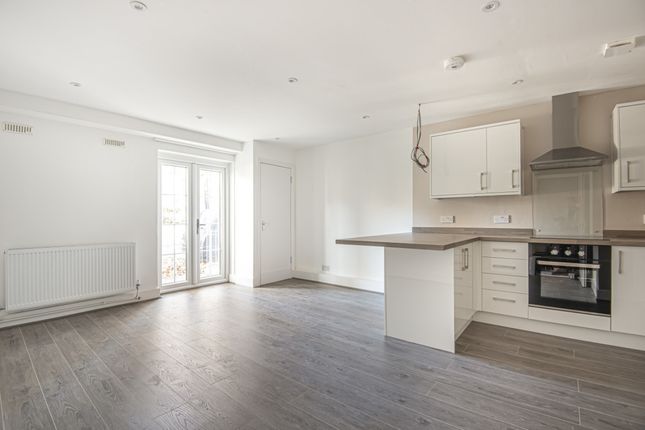 Flat 2 Swift Court,, Alma Grove, London photo 3