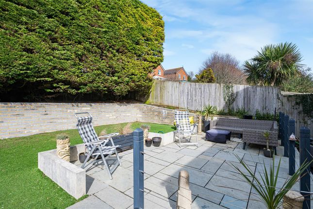 87, Princess Drive, Seaford photo 5