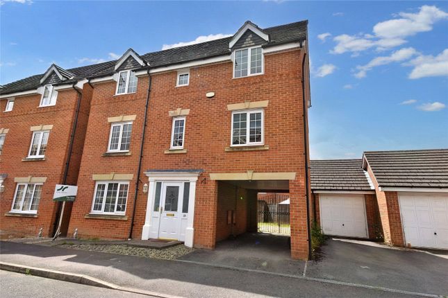 Thumbnail Detached house to rent in Horne Road, Thatcham, Berkshire