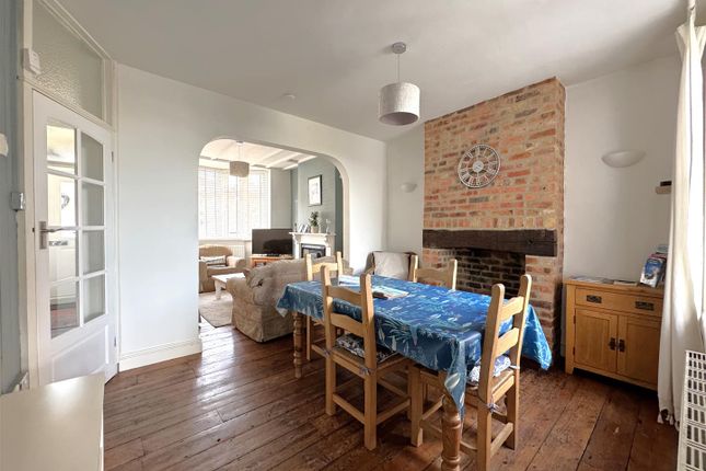 26, Prince Of Wales Road, Dorset photo 2
