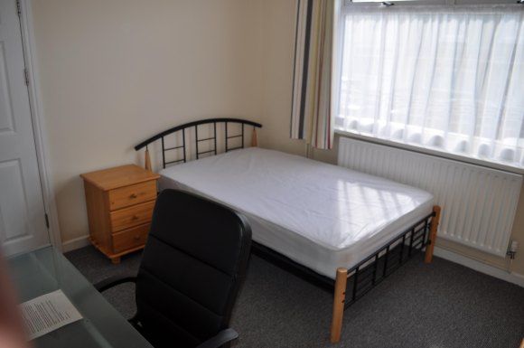27, Baglan Street, Swansea photo 2