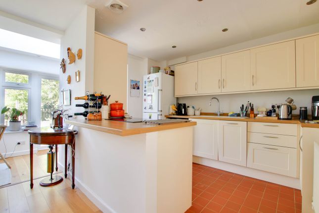 1, Holly Gardens, Lymington photo 4