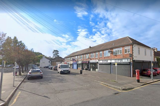 Thumbnail Commercial property to let in Clarendon Parade, Turners Hill, Cheshunt