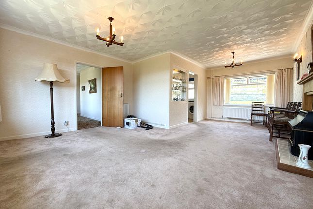 2 Springfield Close, Aberdare photo 3