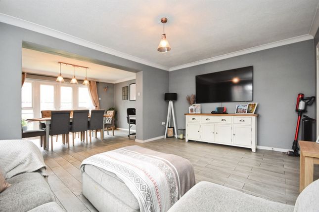 15, Kemsley Road, Colchester photo 3