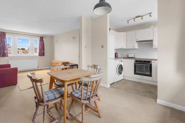 Flat 8, Ordell Court, London photo 4