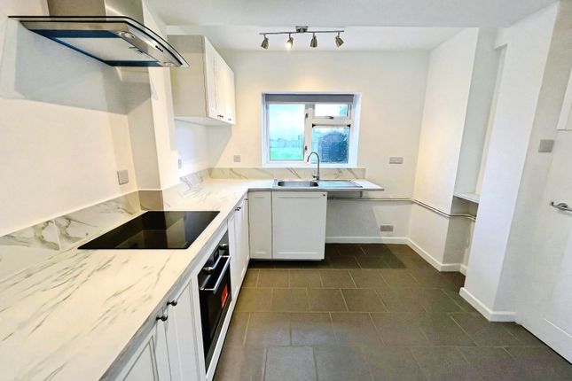 6, Uplands Terrace, Yeovil photo 3