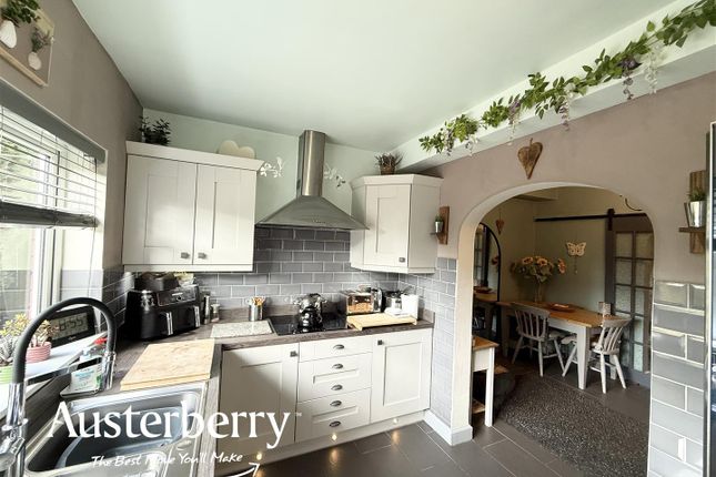 15, Queensmead Road, Stoke-On-Trent photo 5