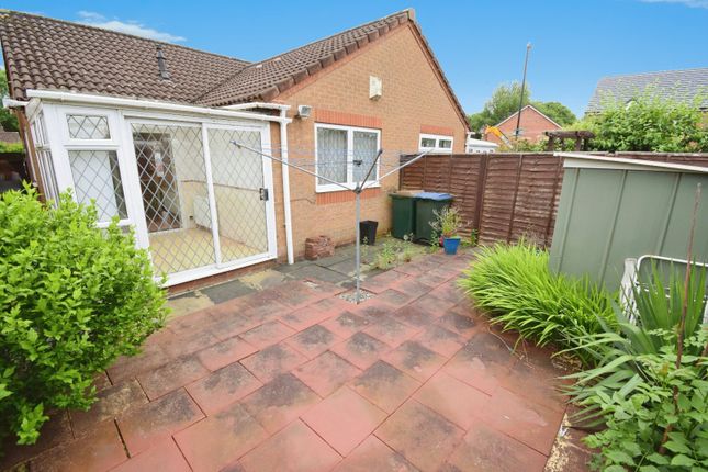 Thumbnail Bungalow for sale in Cheltenham Croft, Walsgrave, Coventry
