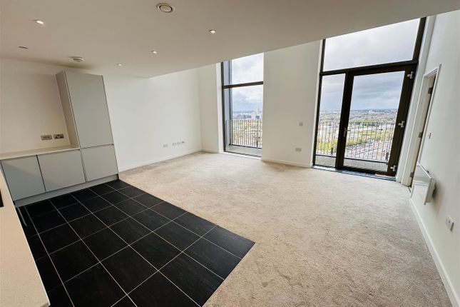 Apartment 2001, Local Crescent, 4 Hulme Street, Salford photo 2