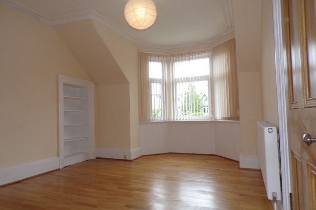 Flat to rent in Royal Crescent, Dunoon, Argyll And Bute