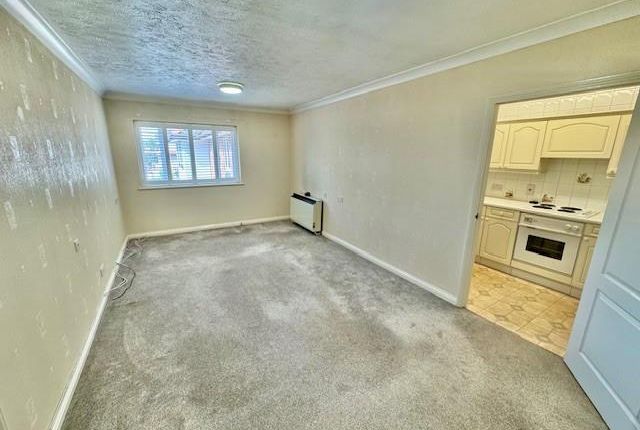 36, St Catherines Court, Bishop's Stortford photo 2