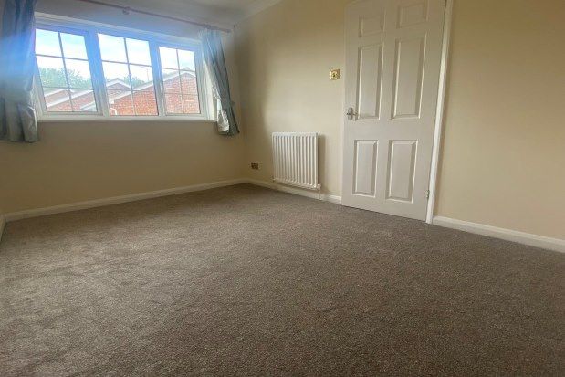 Terraced house to rent in Nelson Walk, Sittingbourne