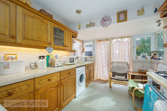 15, Burton Acres Way, Huddersfield photo 3