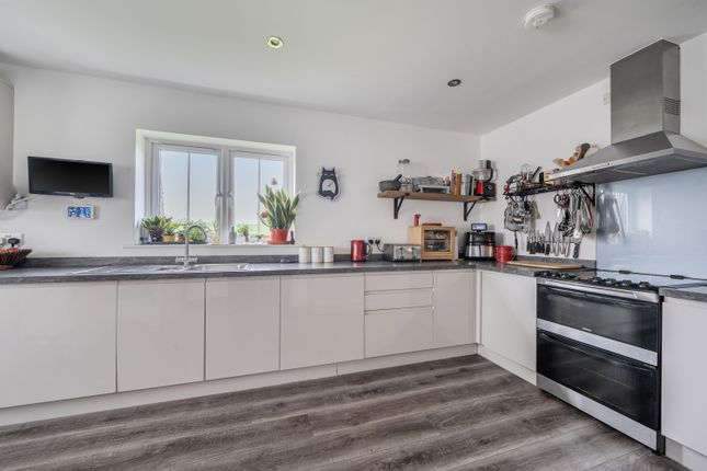 11 Aspinall Close, Bekesbourne, Canterbury photo 4