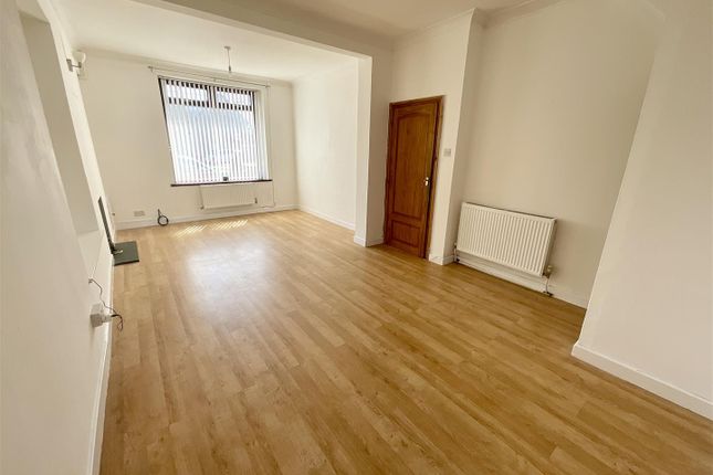 10, Nelson Terrace, Llanelli photo 2