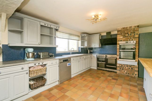 New Hafren,, Llantrisant, Isle of Anglesey photo 4