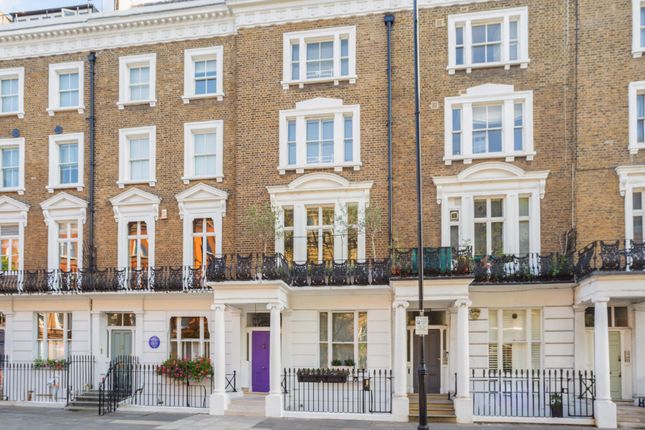 Terraced house for sale in Oakley Street, London