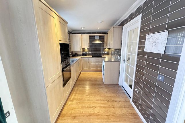 44, Ewing Crescent, Buckie photo 2