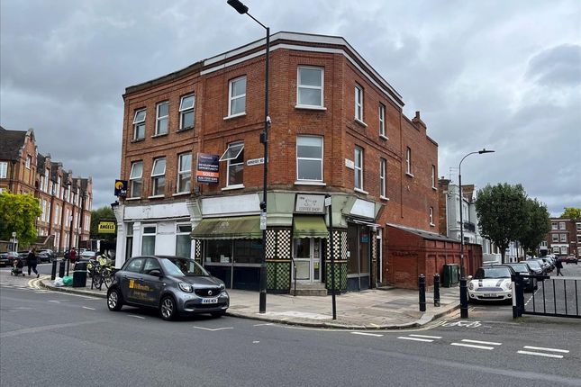 Commercial property to let in Munster Road, Fulham, London