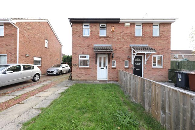 Thumbnail Semi-detached house for sale in Greenhow Close, Hull