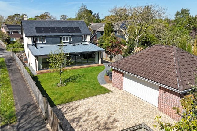 54, New Forest Drive, Hampshire photo 2