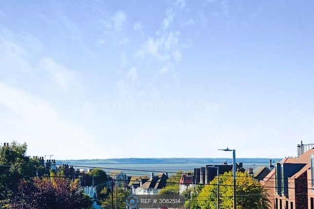 Britannia Road, Westcliff-On-Sea photo 3