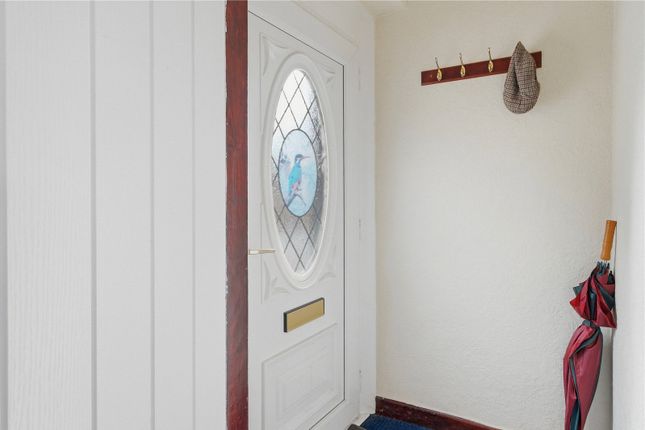 24, Green End Road, Earby photo 4
