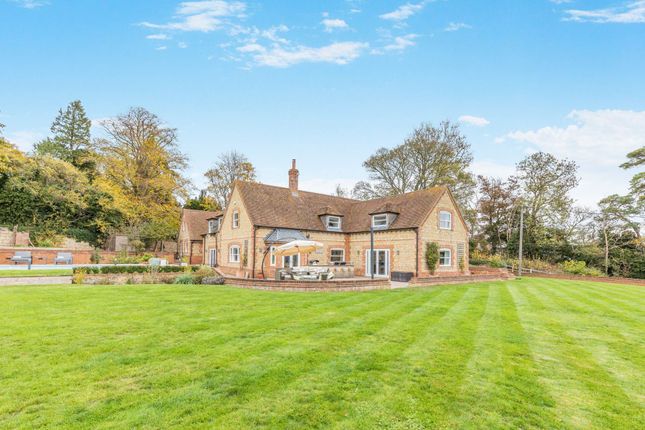 5-bed house on Kirkdene, Aylesbury, £1,695,000