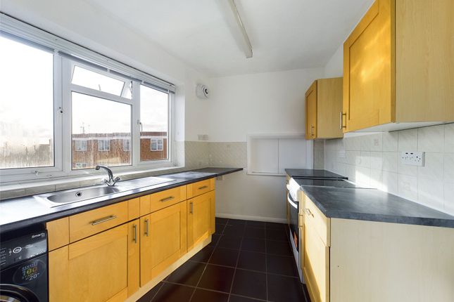 148 Avon Court,, Avon Road, Upminster photo 5