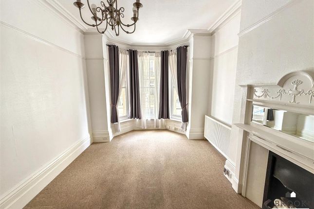 Flat 9, Lascelles Mansions 8-10, Eastbourne photo 2
