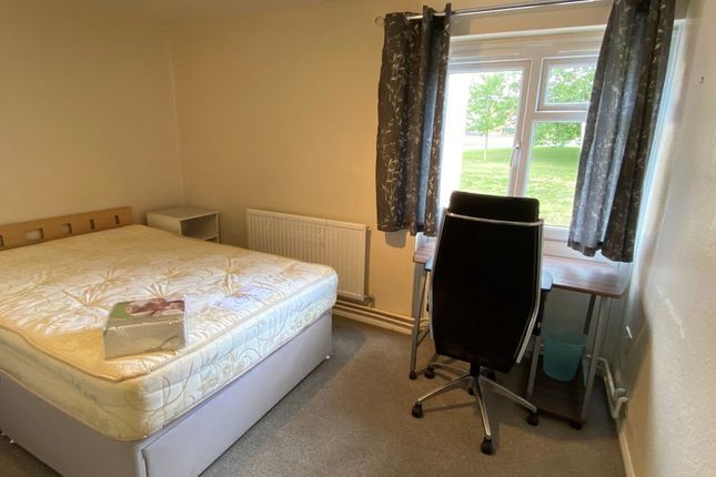 Property to rent in Hawe Close, Canterbury