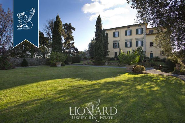 Thumbnail Villa for sale in Camaiore, Lucca, Toscana