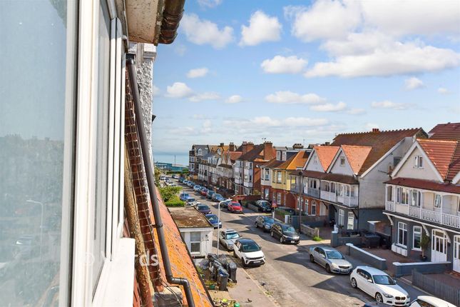 46, Surrey Road, Margate photo 4