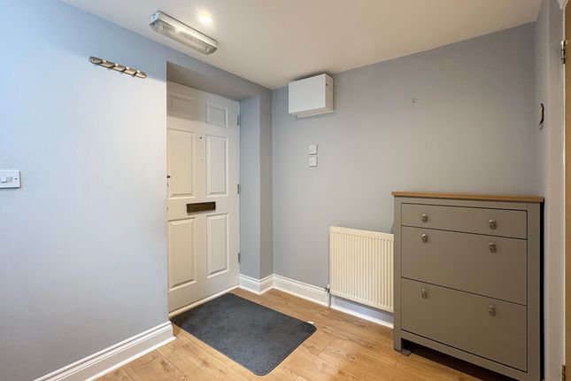 Flat 14 The Oast House, London Road, Teynham photo 4