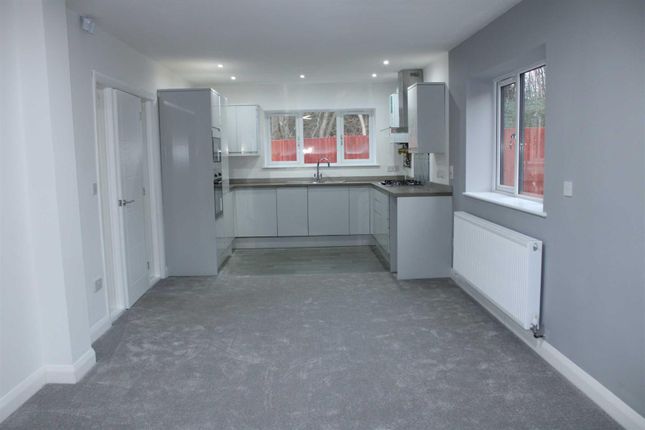 2, Kartar Drive, Wednesbury photo 3