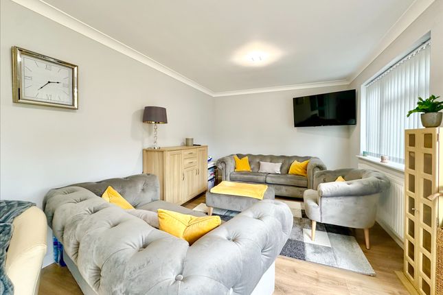 6, Martham Road, Great Yarmouth photo 3
