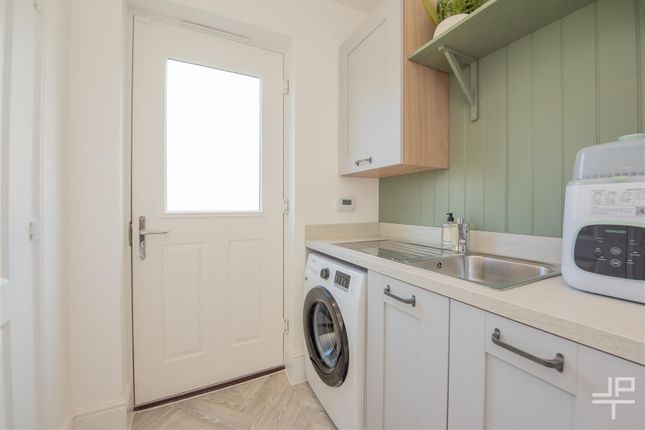 4, Broadleaf Meadow, Warrington photo 5