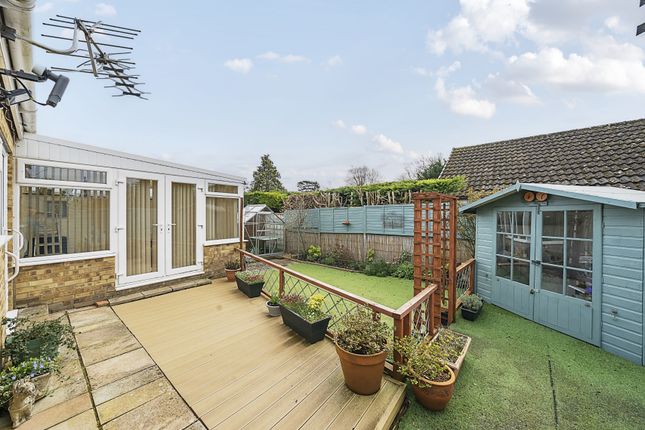 Bungalow for sale in Wychwood Close, Carterton, Oxfordshire
