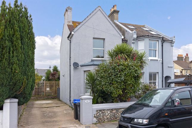 Thumbnail Semi-detached house to rent in St. Dunstans Road, Worthing