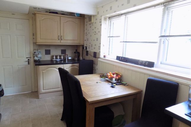 100 Meadow Road, Dudley photo 4