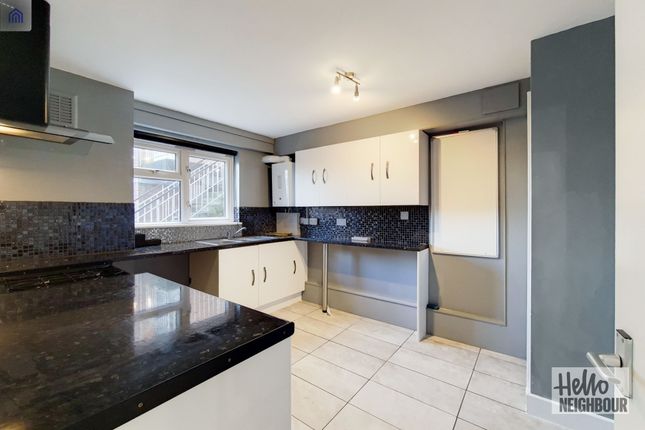 Thumbnail Flat to rent in Myrtle Road, Croydon