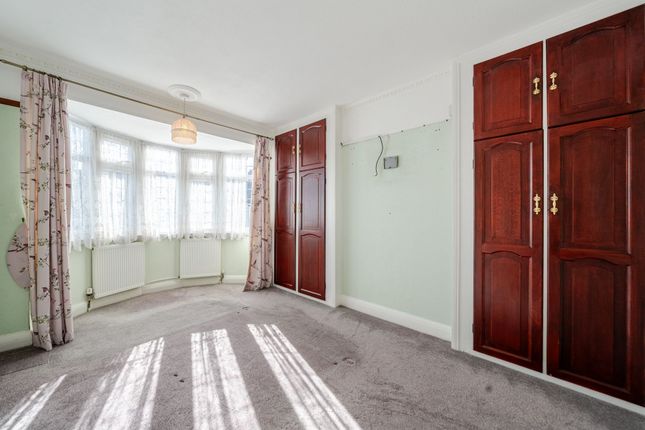 6 Powlett Road, Rochester photo 3