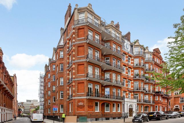 Thumbnail Flat to rent in 59 Cadogan Square, London