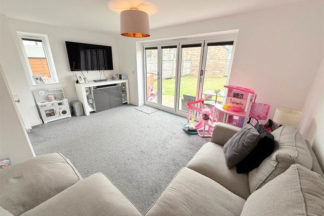44, Lake View, Doncaster photo 2