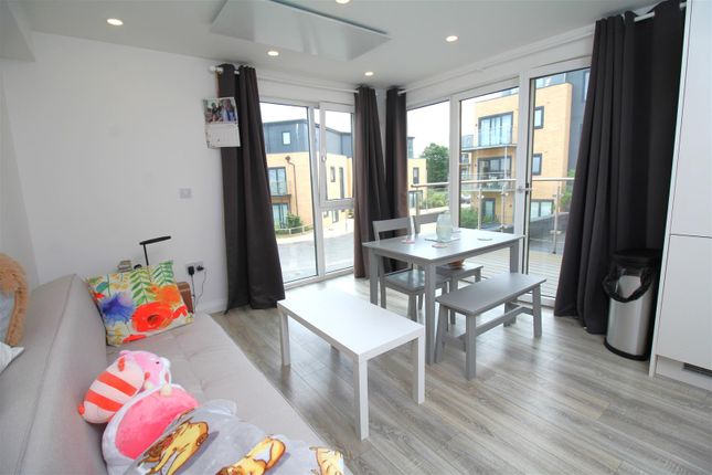 Flat 5 Kristi House, New Town Apartments, Newtown Road, Ashford photo 2