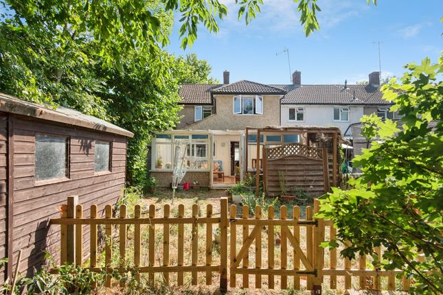 2, Marymead Drive, Stevenage photo 2