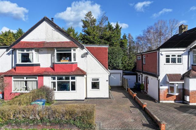 Property for sale in Sylvia Avenue, Hatch End, Pinner